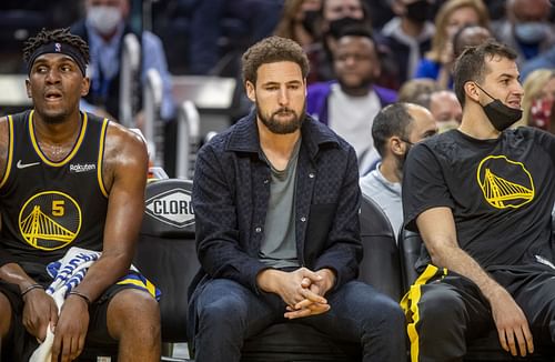 According to Kevon Looney, Klay Thompson is back to his old deadly self