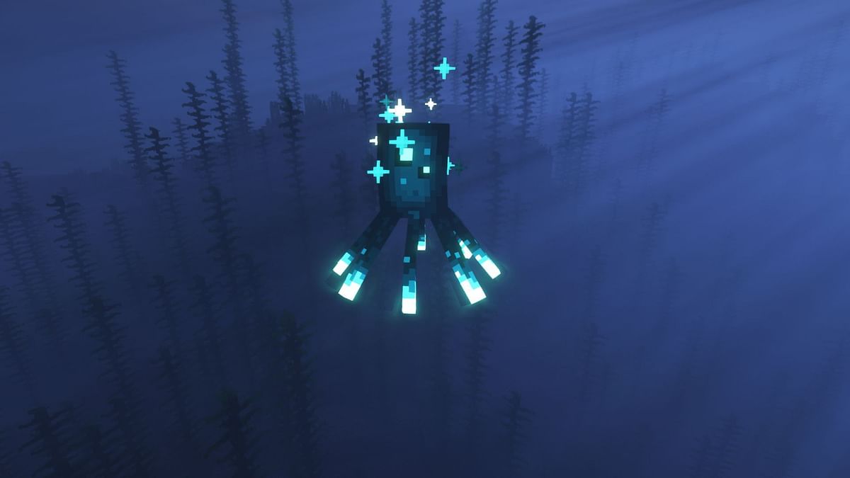 Glow squids in Minecraft 1.18 update: Changes, how to find, and more