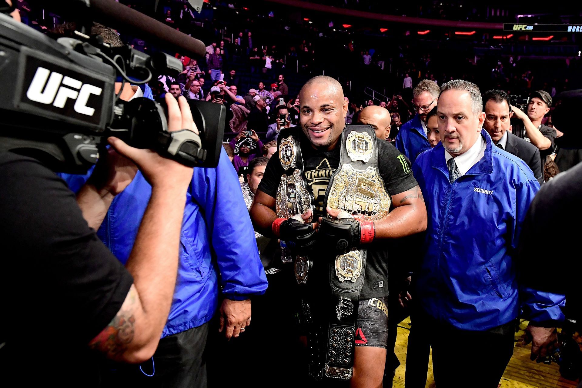 UFC 230 Cormier v Lewis