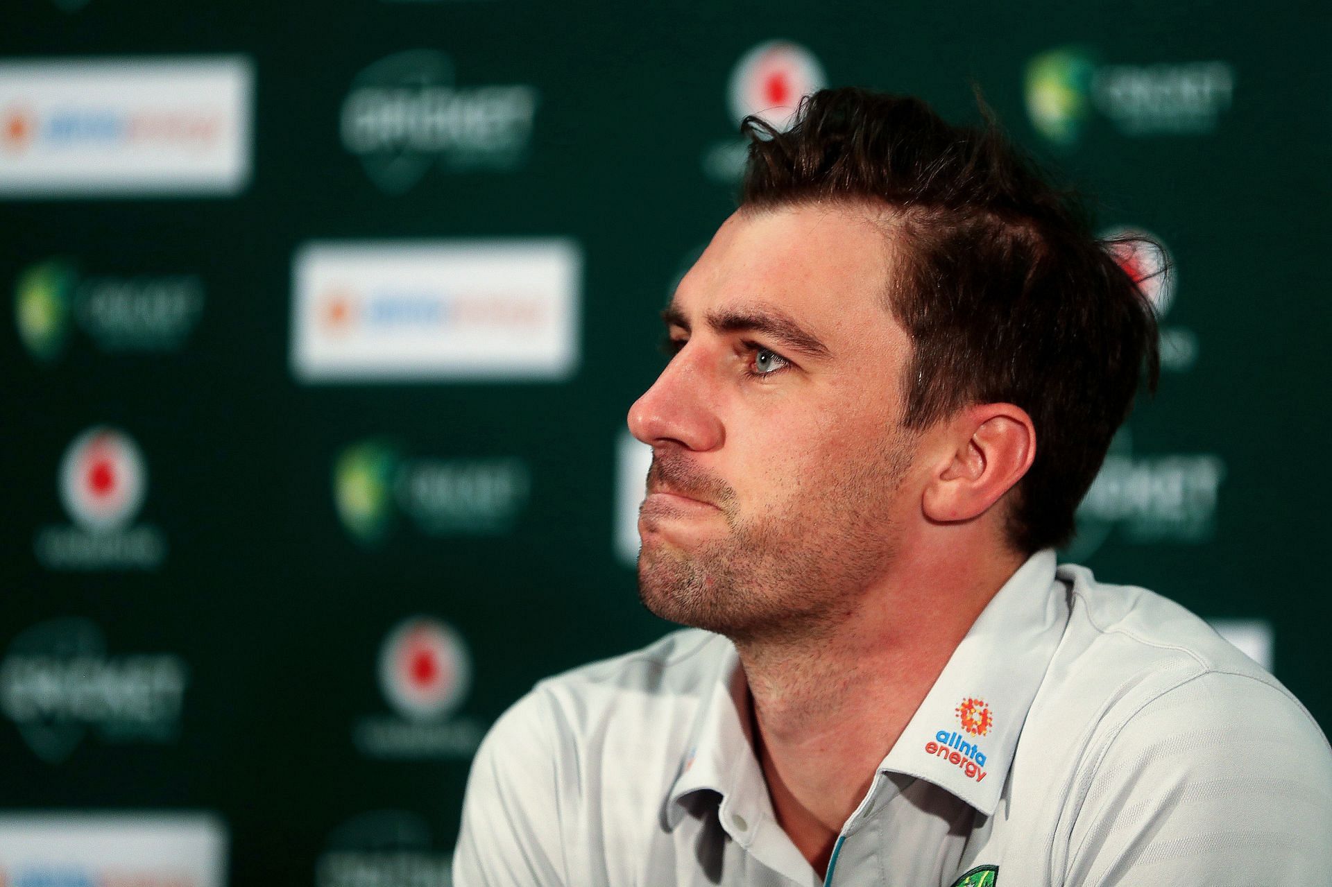 Pat Cummins has been ruled out of the 2nd Ashes test at the Adelaide Oval.