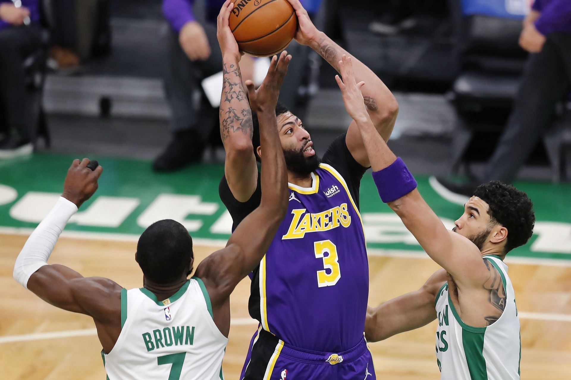 Anthony Davis&#039; post presencewill be invaluable for the Los Angeles Lakers. [Photo: KRQE]