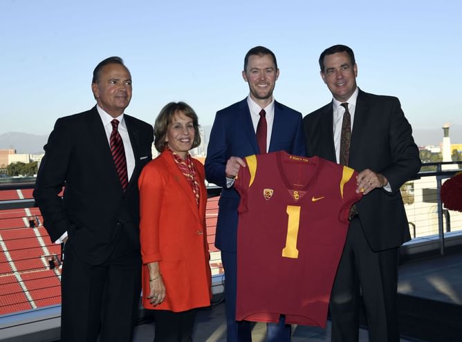 Lincoln Riley contract: How much will new USC head coach earn?