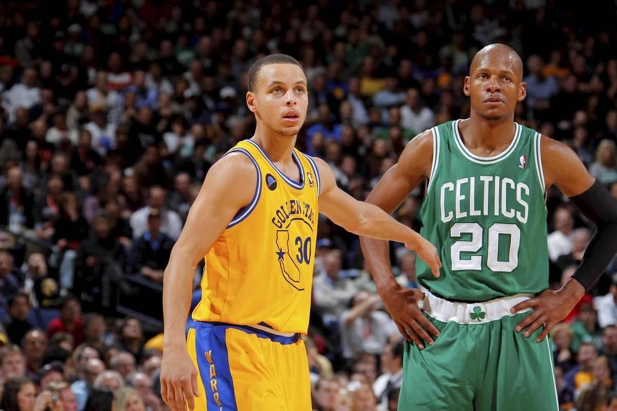 Steph Curry (30) has taken over the throne of Ray Allen&#039;s as the best shooter in NBA history. [Photo: Fadeaway World]
