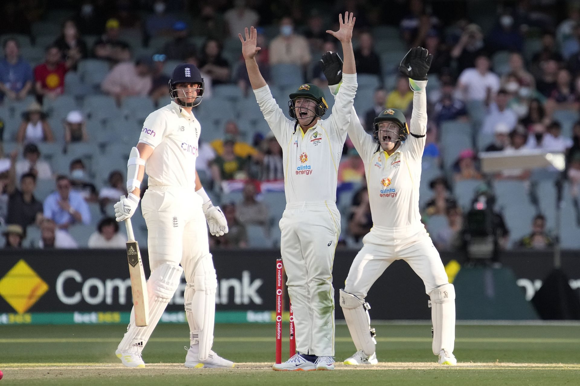 Australia v England - 2nd Ashes Test: Day 5