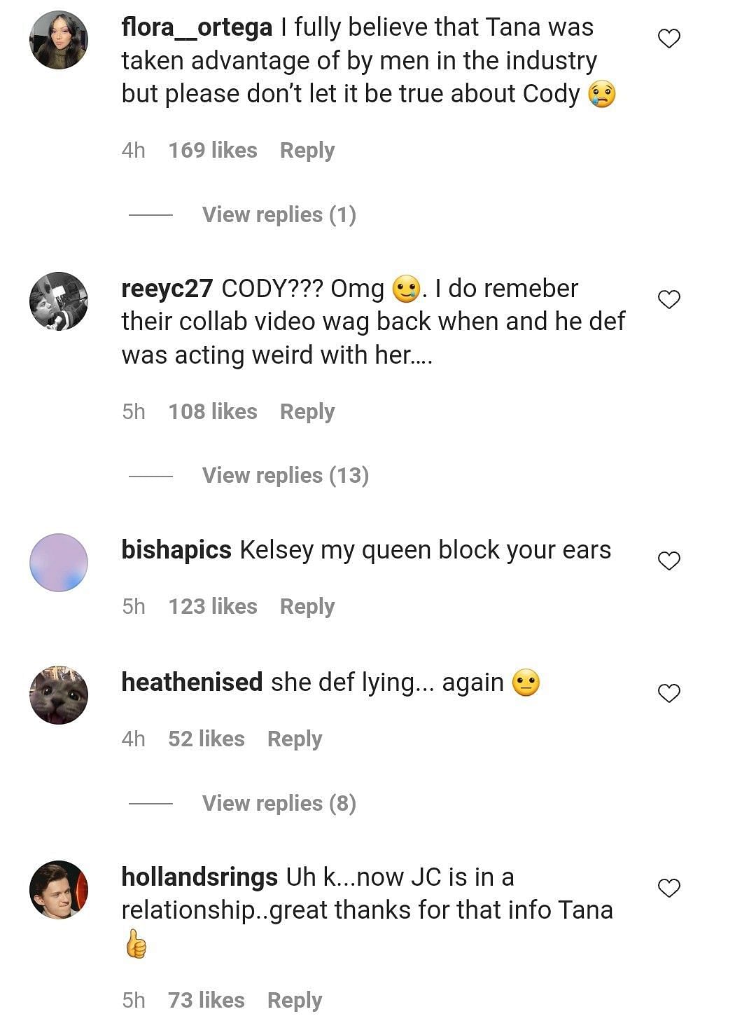 Internet reacts to Tana Mongeau hooking up with Cody Ko and JC Caylen 2/3 (Image via defnoodles/ Instagram)