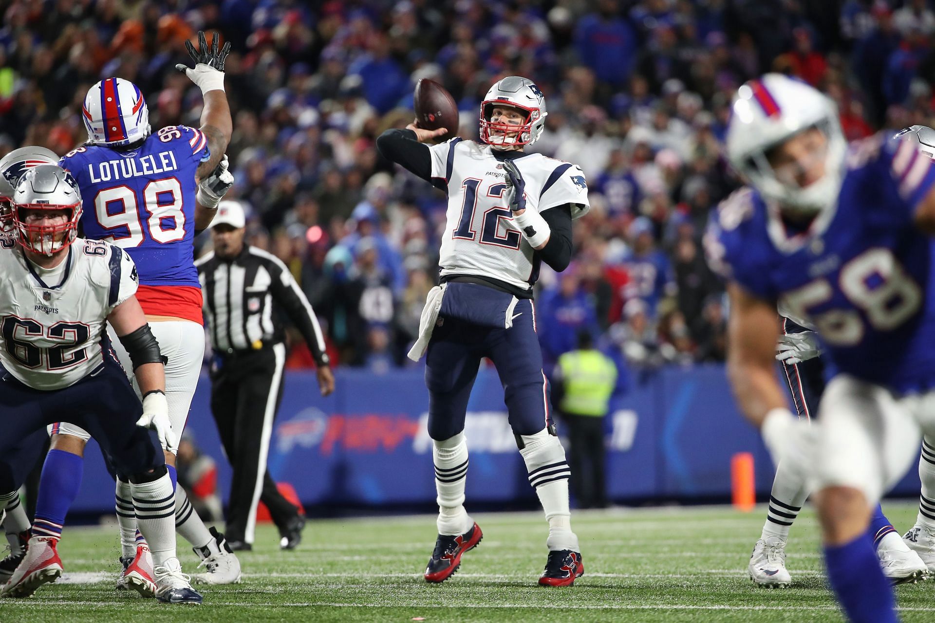 What is Tom Brady's record against Buffalo Bills?
