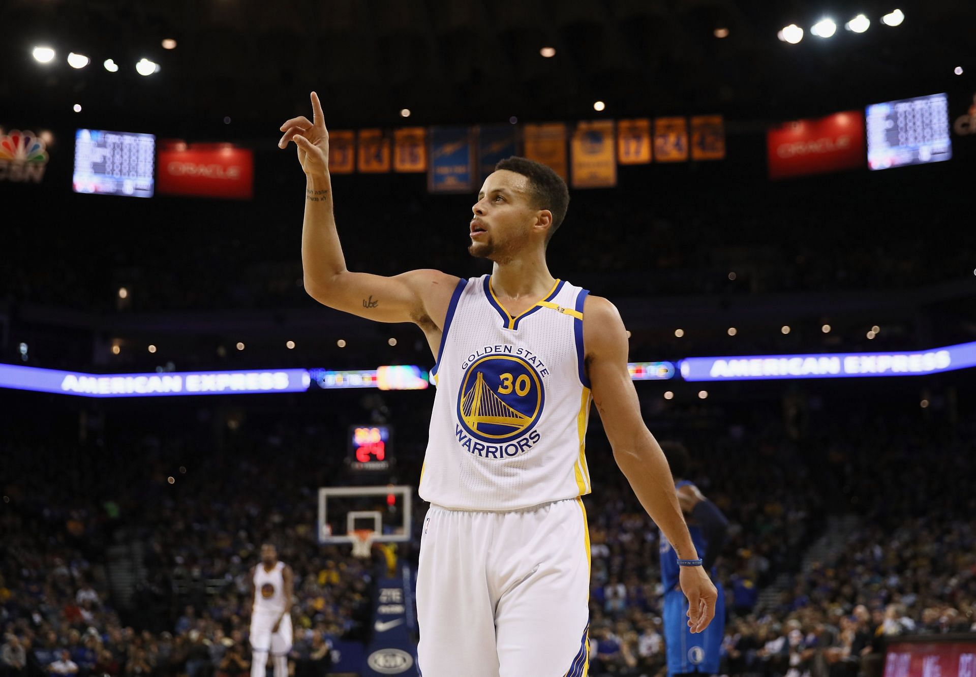 Stephen Curry #30 of the Golden State Warriors in 2016.