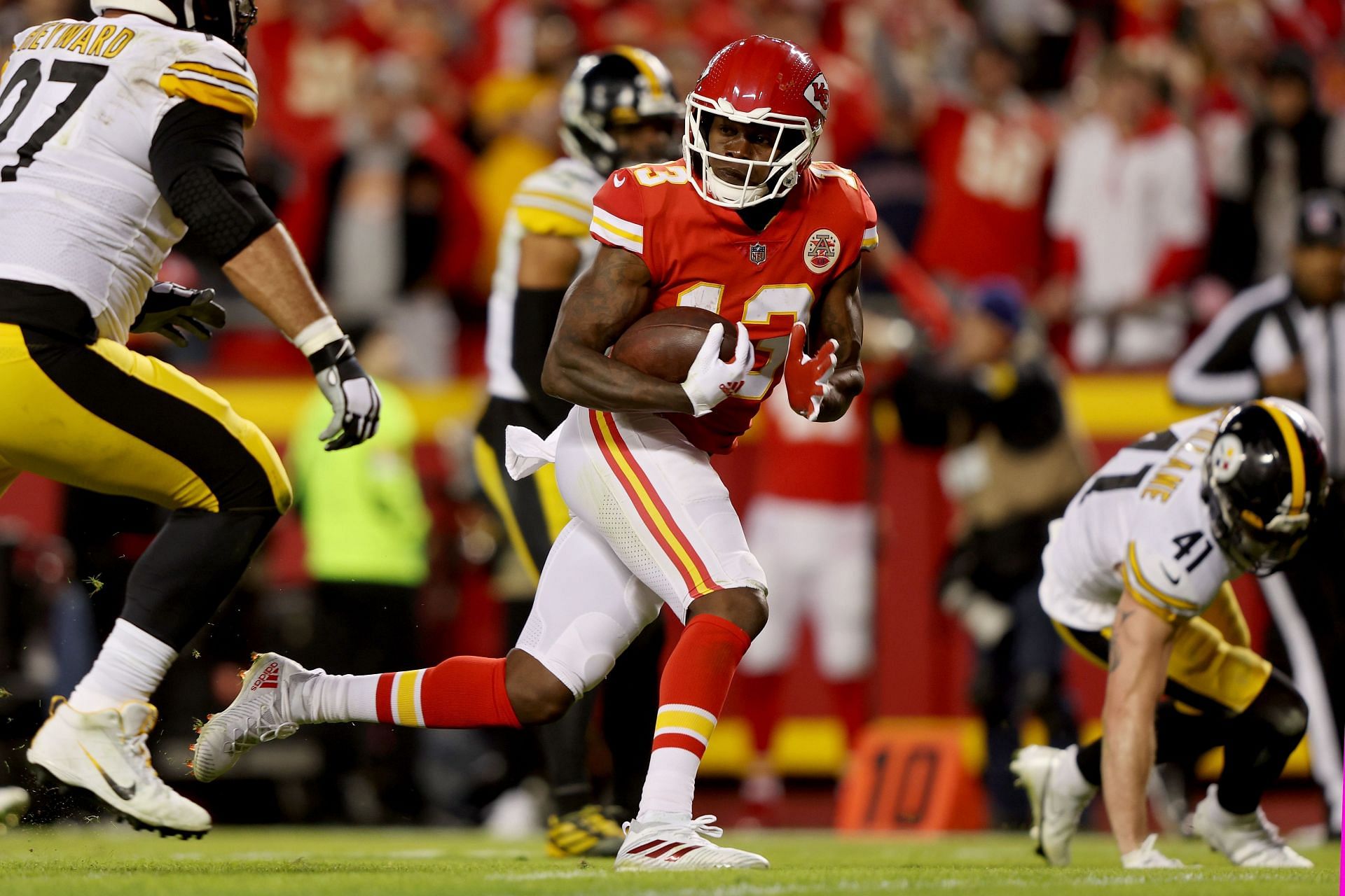 A breakout game for Byron Pringle helped the Chiefs win their eighth straight game, an NFL-best (Photo: Getty)