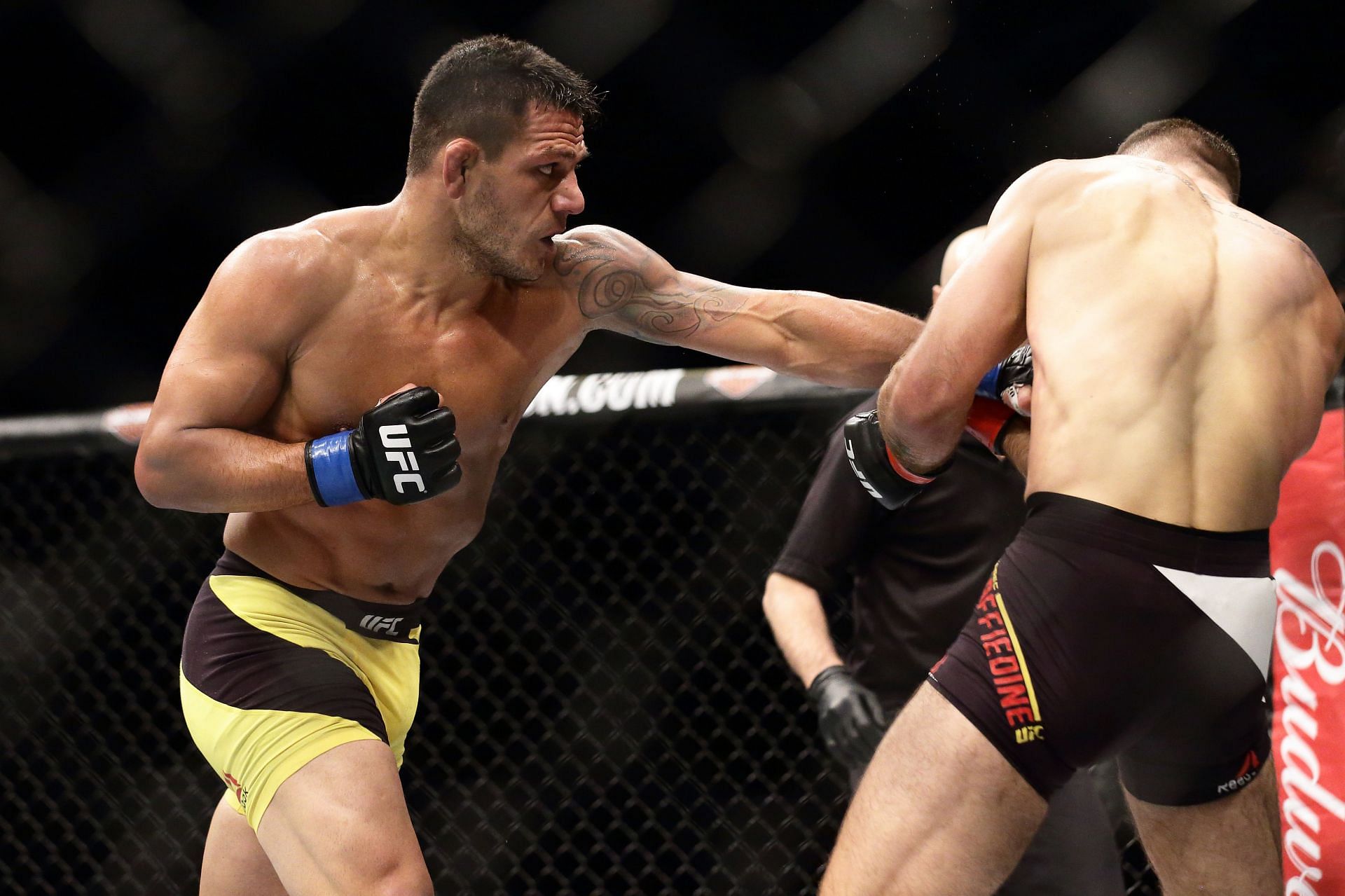 Dos Anjos earned a split decision victory over Paul Felder in his last fight