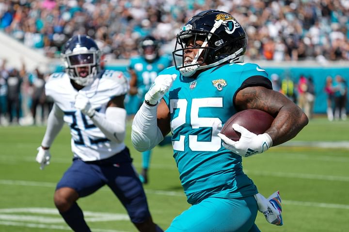 What happened to Jaguars RB James Robinson?