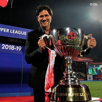 Carles Cuadrat is one of the most successful coaches in the ISL and led Bengaluru FC to their maiden ISL title in the 2018-19 season. (Image Courtesy: ISL)