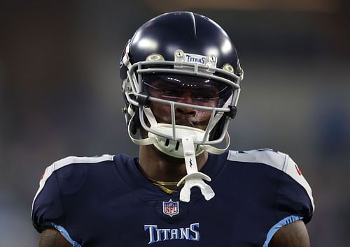 Tennessee Titans WR Julio Jones v Los Angeles Rams