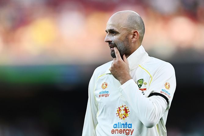 "Off spinner with zero variations" - Kevin Pietersen slams Australia's Nathan Lyon in viral tweet