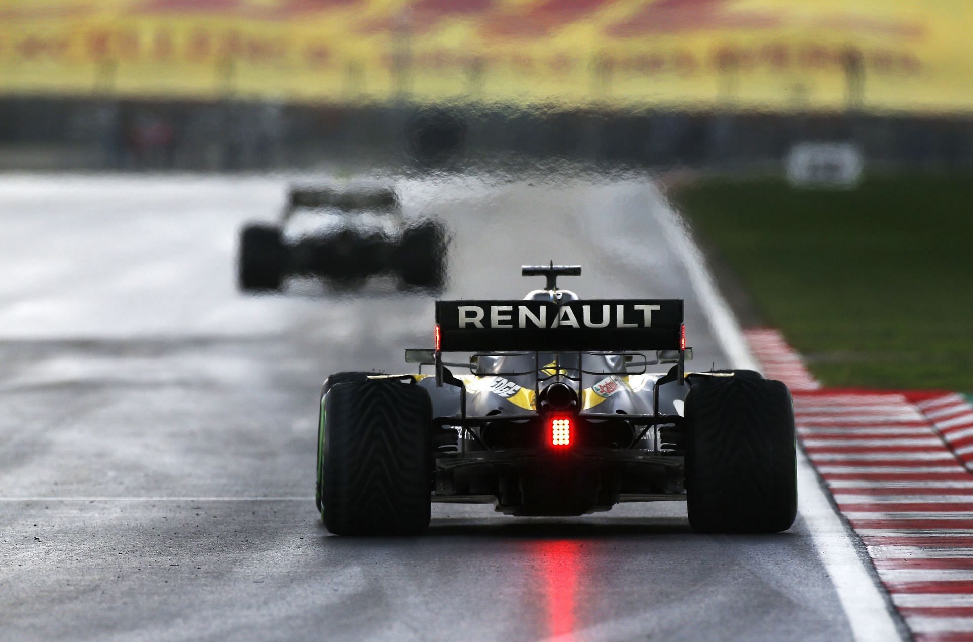 Daniel Ricciardo driving for Renault at the 2020 Turkish Grand Prix (Photo by Kenan Asyali - Pool/Getty Images)