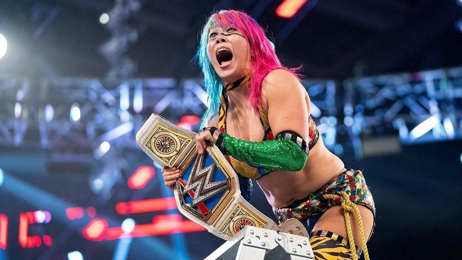 Bill Apter comments on Asuka&#039;s potential Royal Rumble return