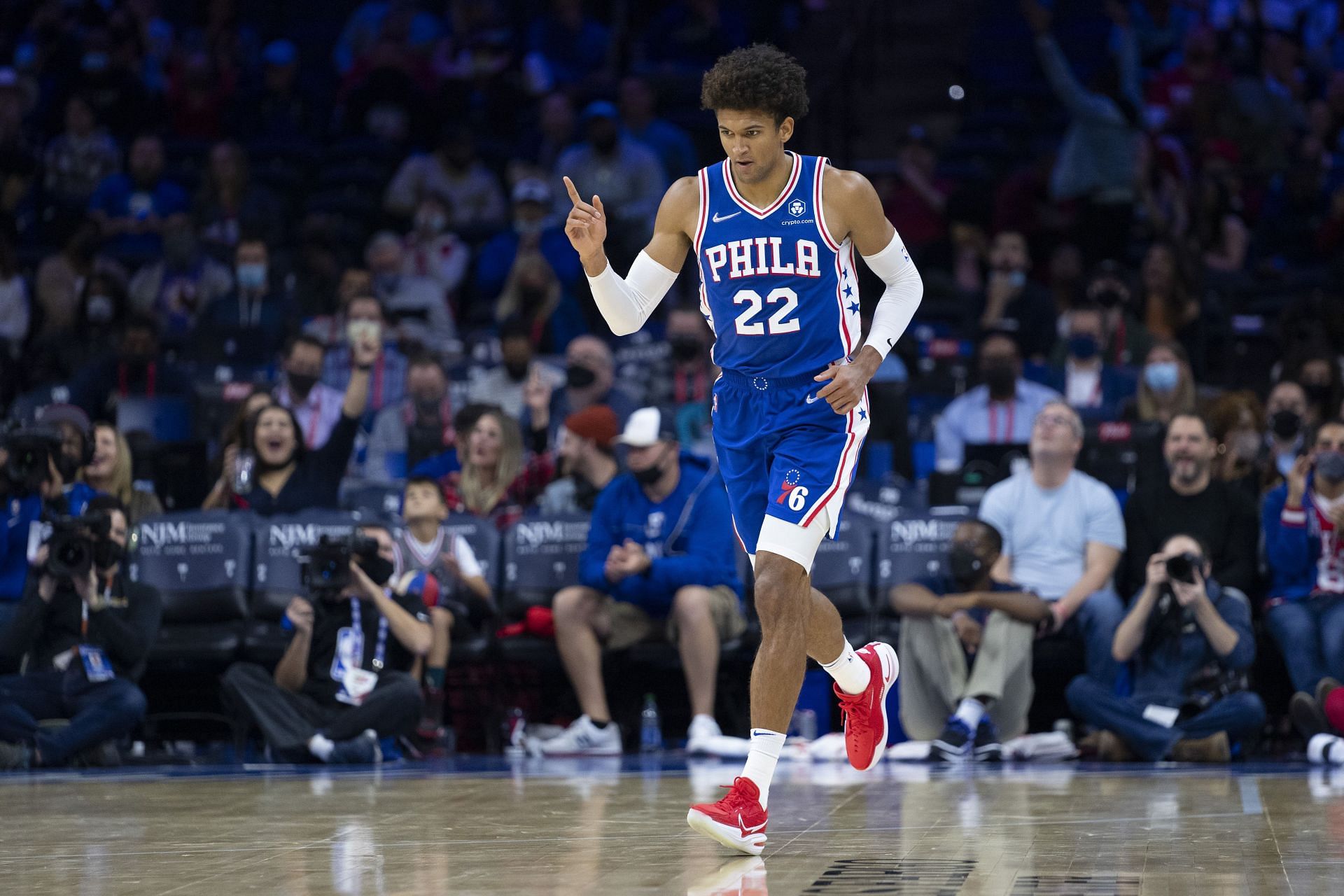 Matisse Thybulle reacts to a play