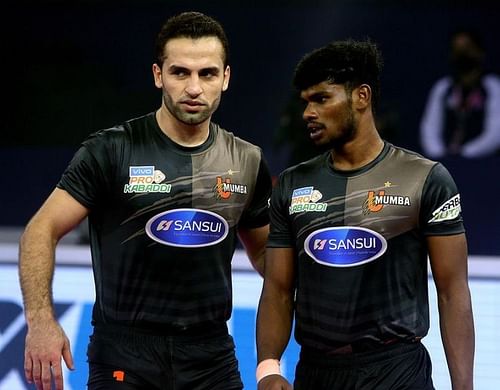 V Ajith Kumar (R) feels Fazel Atrachali's guidance has helped him flourish in Pro Kabaddi 2022