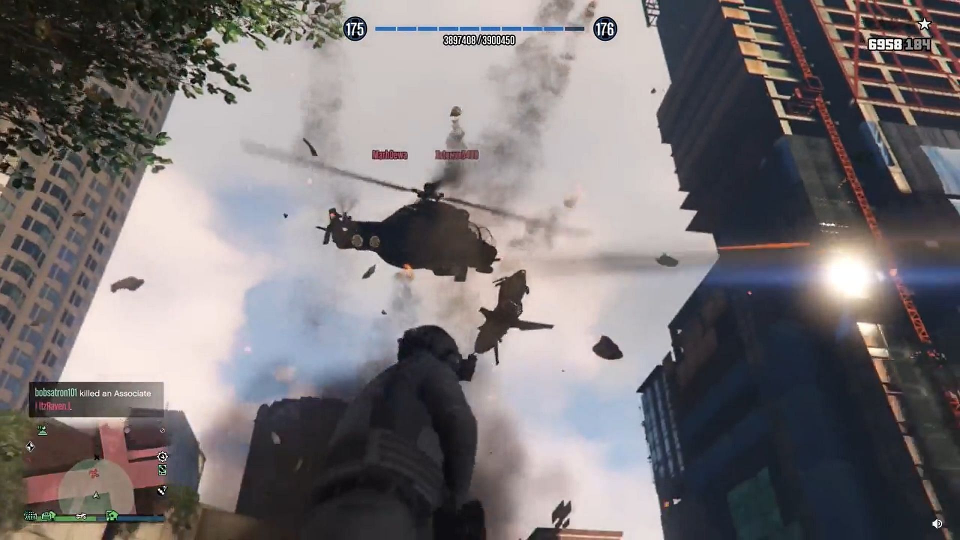 GTA Online players attacked with heavy artillery (Image via Reddit/u/hahayeahman000)