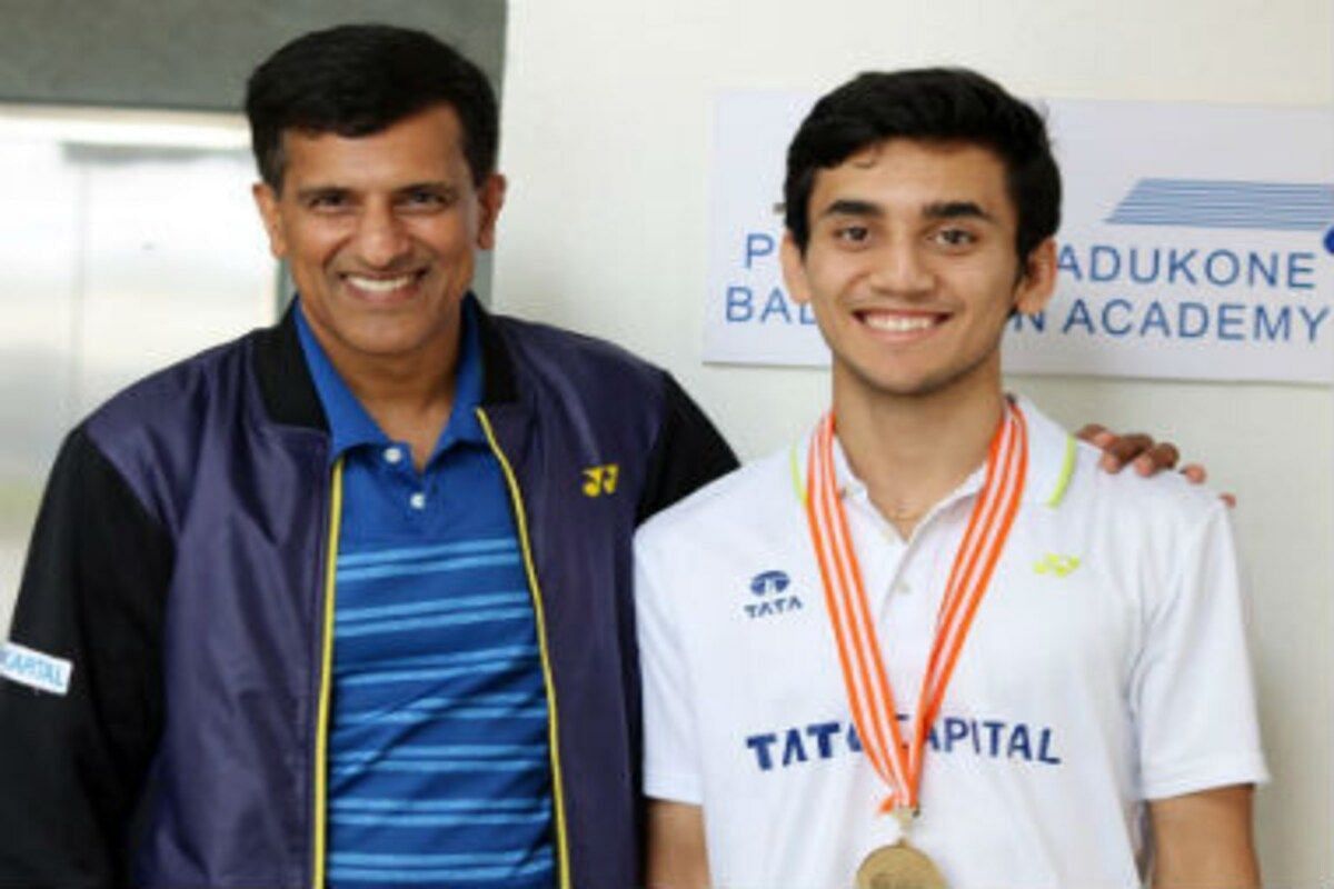 Lakshya Sen, who won the men&#039;s singles bronze medal at the World Championships, with coach Vimal Kumar