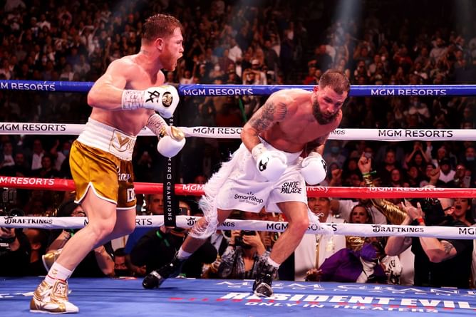 Canelo Alvarez's 5 Greatest Wins