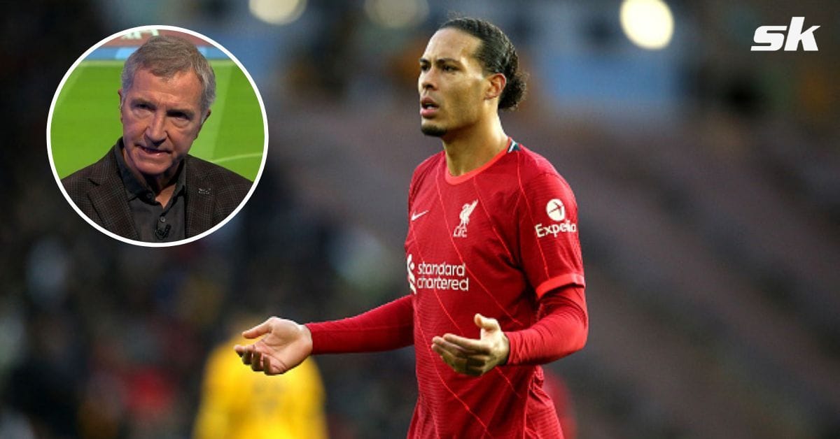 "He’s not even sprinting' - Graeme Souness accuses Virgil van Dijk of 'running in a straight line' in the lead up to Chelsea's equalizer