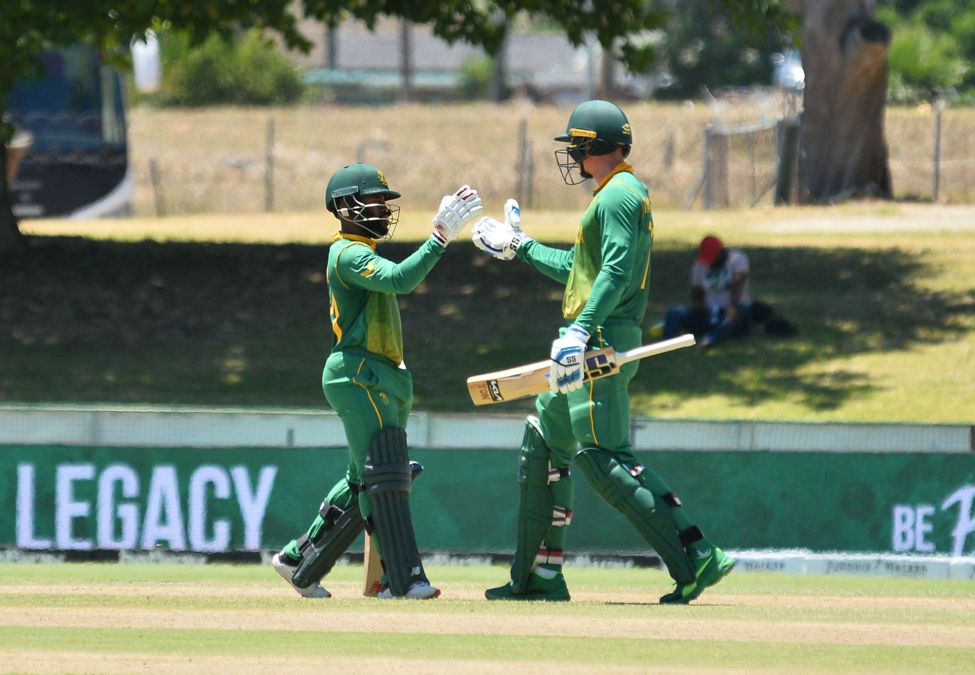 South Africa&#039;s Temba Bavuma and Rassie van der Dussen during their partnership. Pic: Getty Images