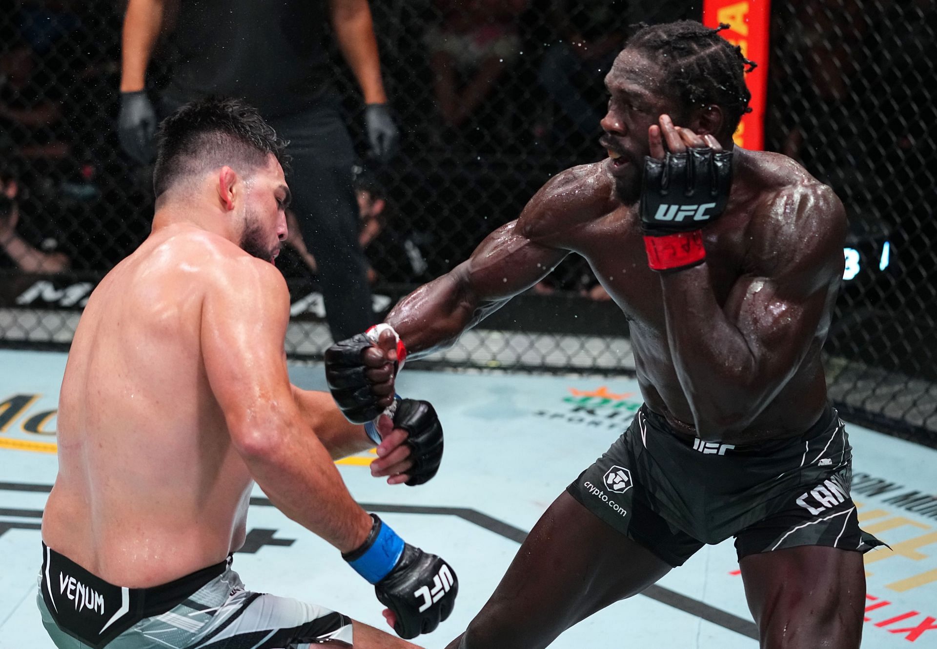 Jared Cannonier could capture a middleweight title shot with a win over Derek Brunson in February