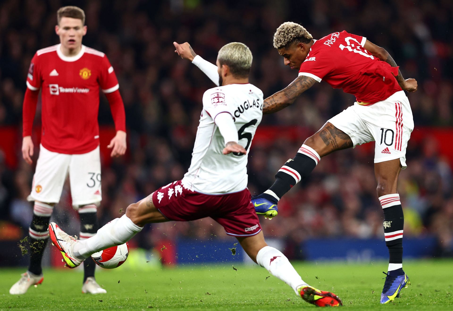 United opted for a different formation in the FA Cup tie against Aston Villa