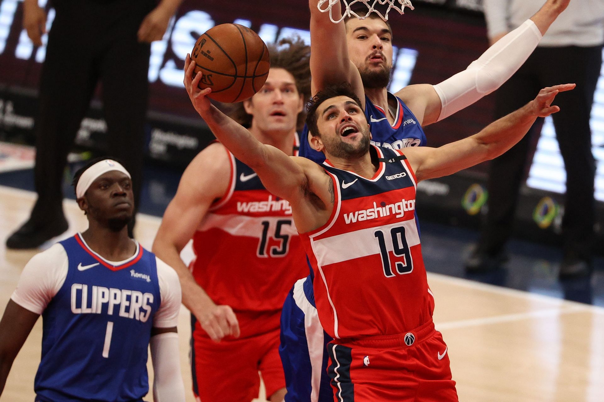 Los Angeles Clippers v Washington Wizards