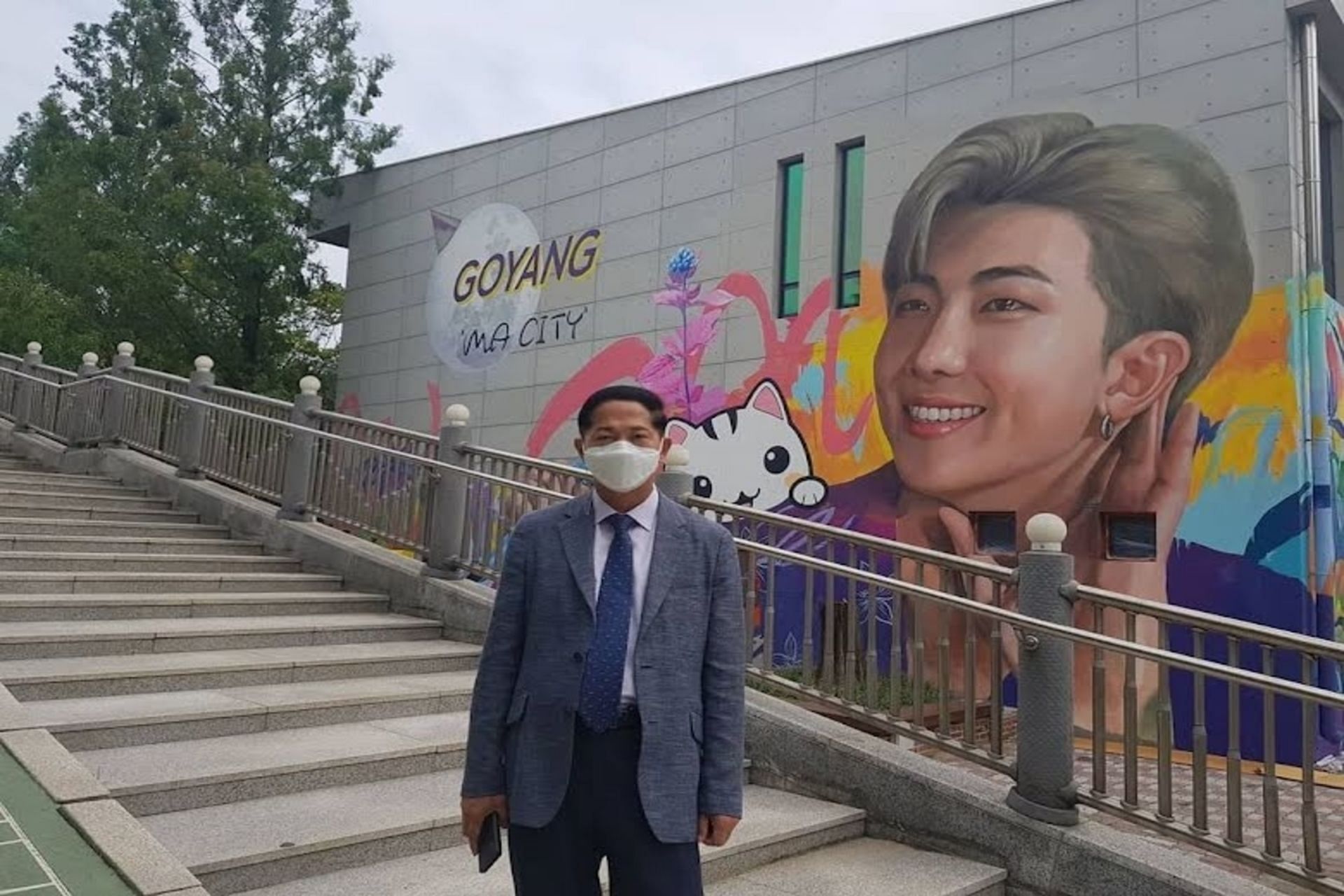 BTS RM&#039;s mural in the city of Goyang, South Korea (Image via @1eejaejoon on Instagram)