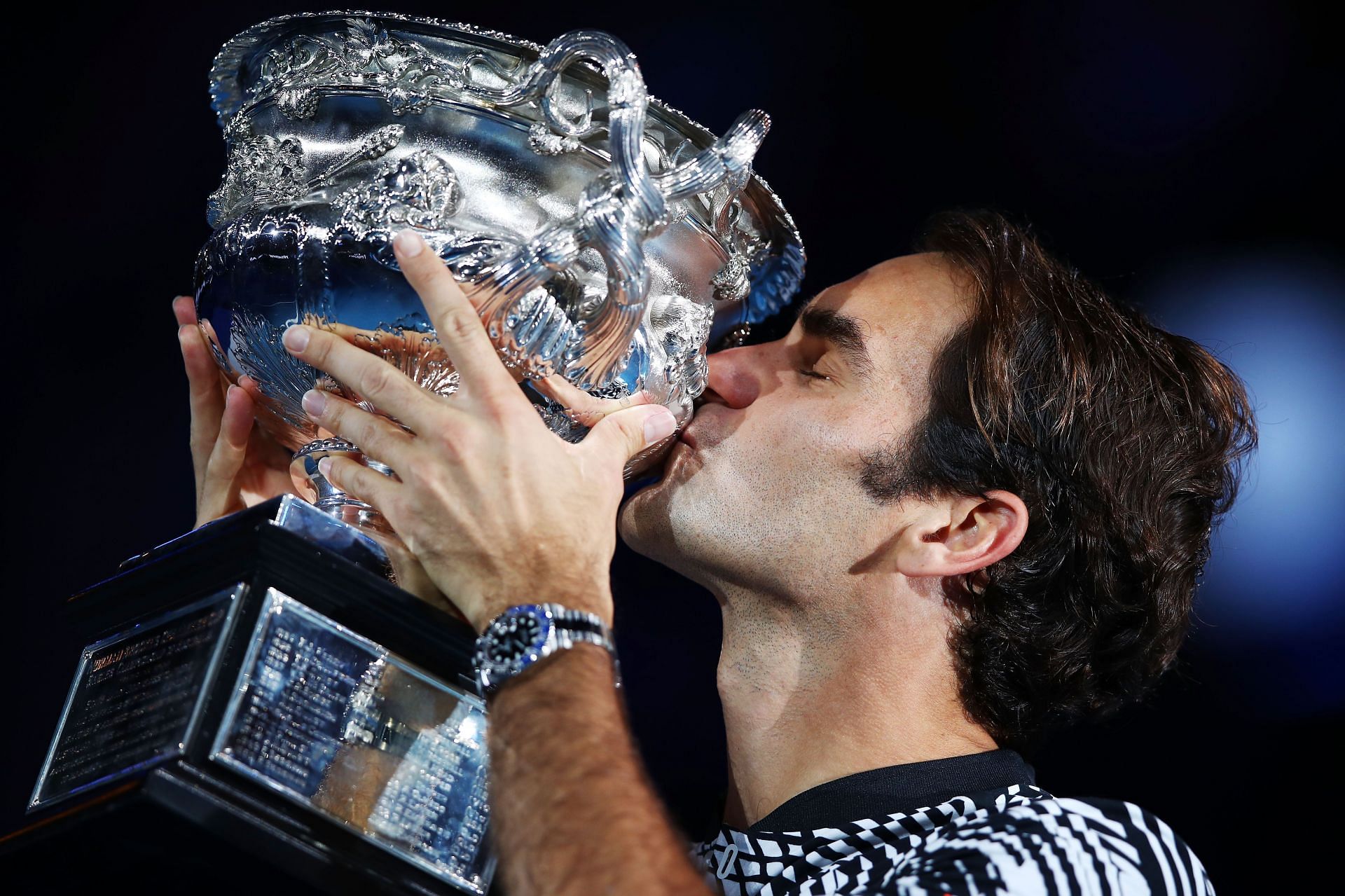 Roger Federer with his 2017 Australian Open title.