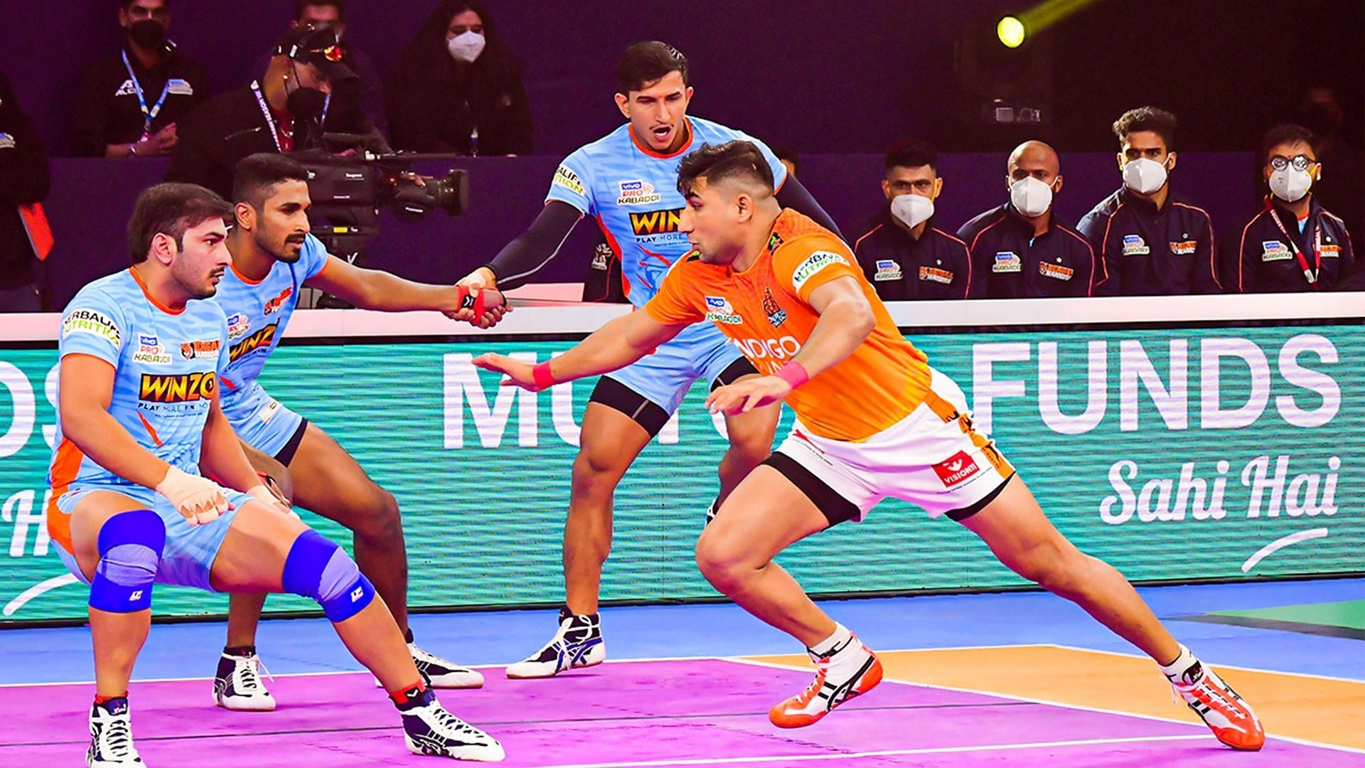 Nitin Tomar led Puneri Paltan to their third win of Pro Kabaddi 2021 earlier tonight (Image: Pro Kabaddi/Facebook)