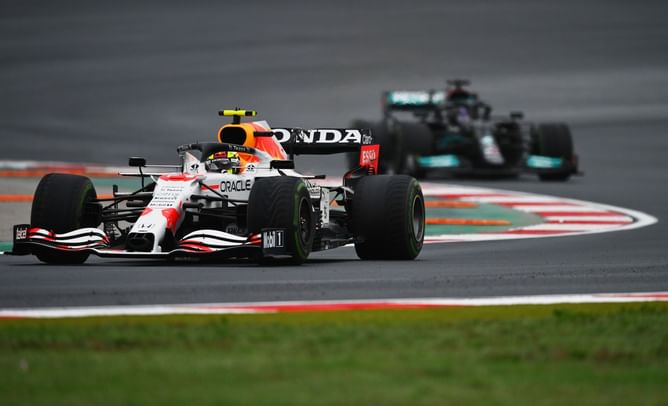 [Watch] Exhilarating Lewis Hamilton vs Sergio Perez battle in 2021 Turkish Grand Prix