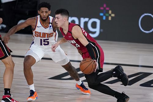 Tyler Herro of the Miami Heat against Cameron Payne of the Phoenix Suns