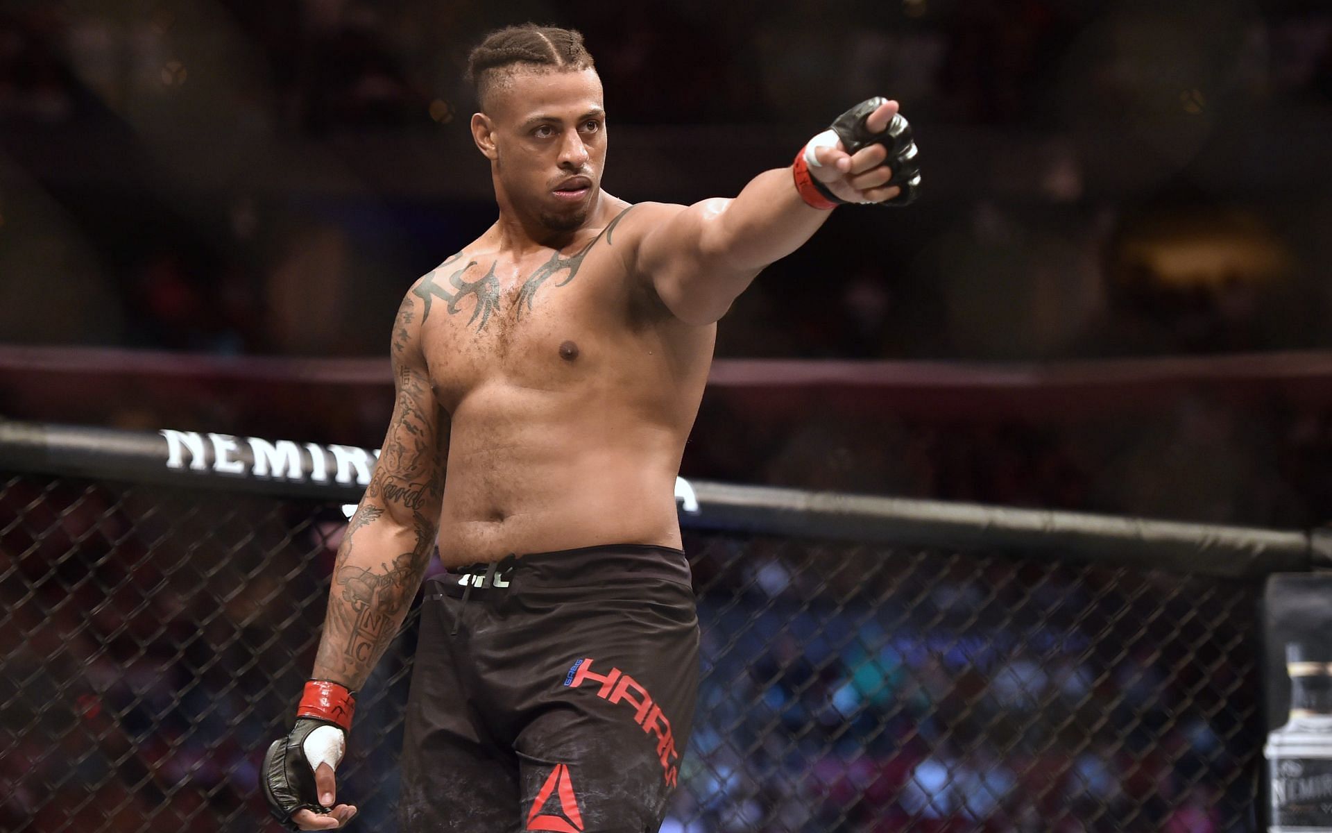 Former NFL standout, ex-UFC heavyweight Greg Hardy signs with BKFC