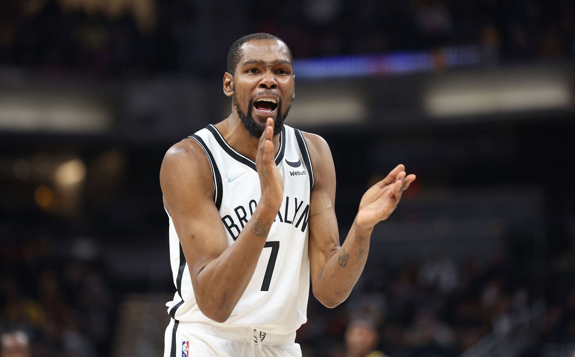 Kevin Durant #7 of the Brooklyn Nets during the game against the Indiana Pacers at Gainbridge Fieldhouse on January 05, 2022 in Indianapolis, Indiana.