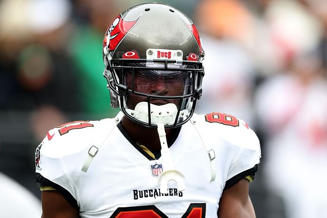 What did Antonio Brown say before staging walkout vs Jets?