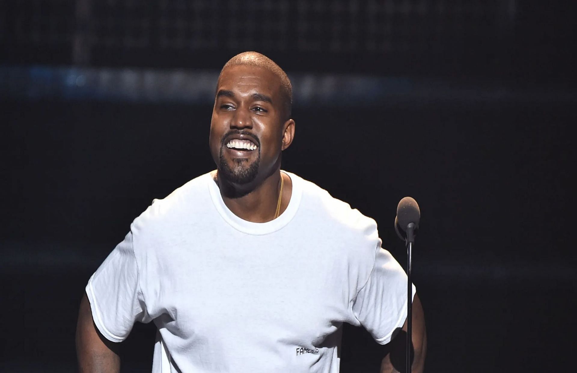 Kanye West reveals album art for new song (Image via Getty Images)