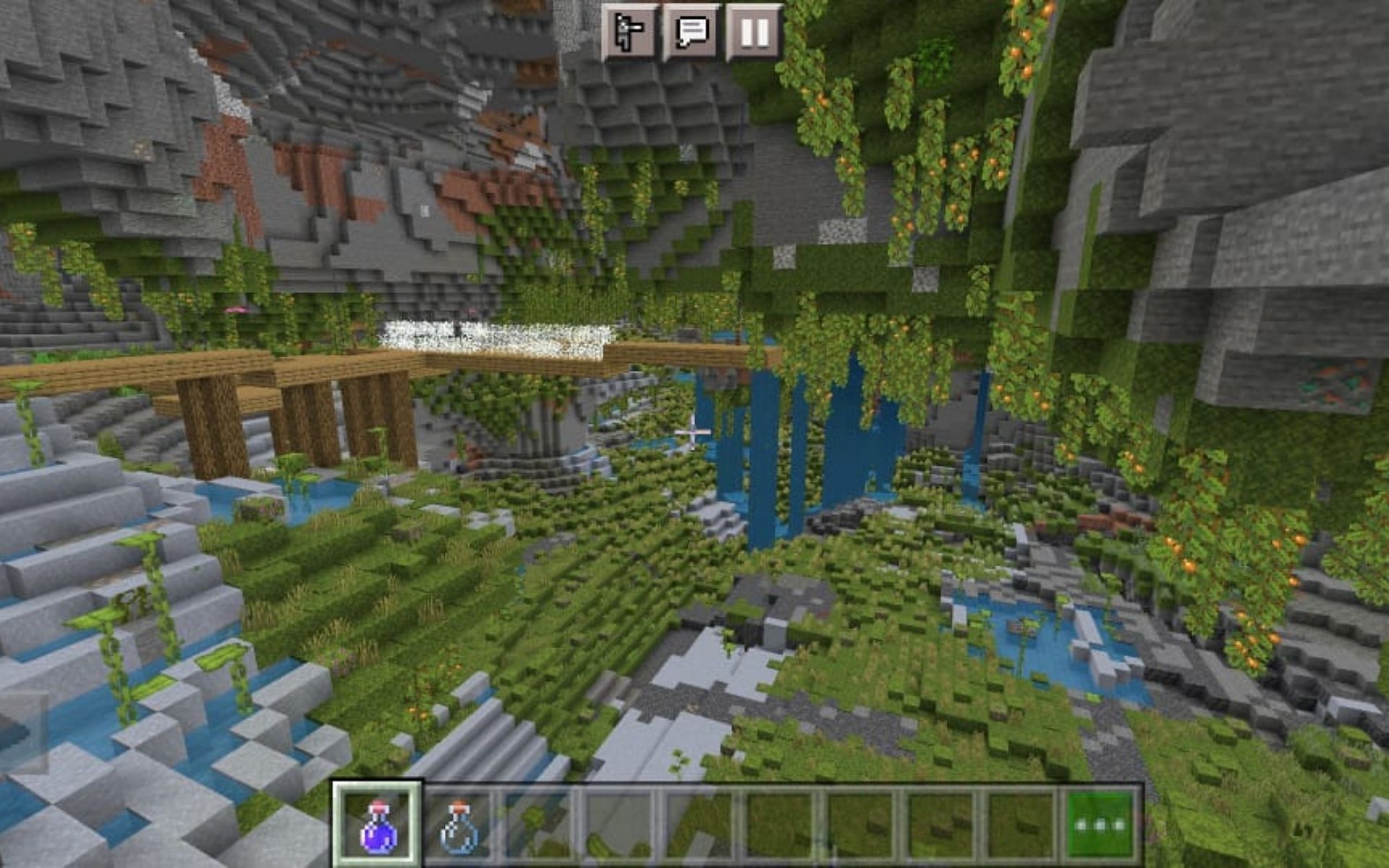 كهف مورق به Mineshaft أسفل جزيرة الفطر (الصورة من Minecraft)