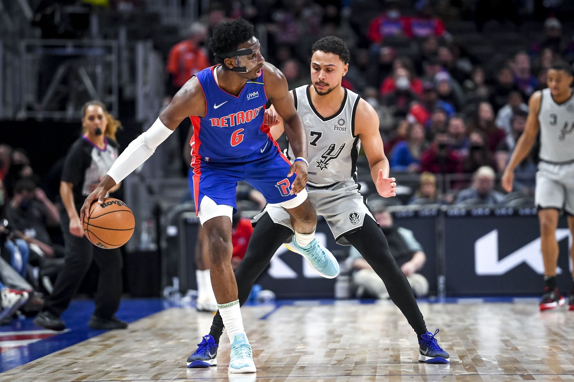 Bryn Forbes is in contention to start against the Nets