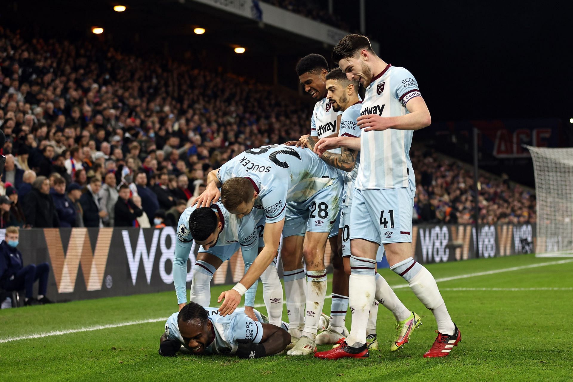 Crystal Palace v West Ham United - Premier League