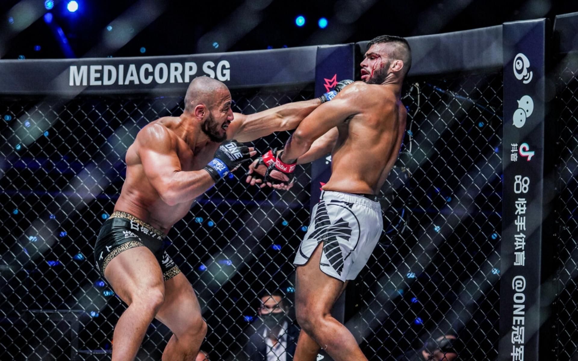 Hiroyuki Tetsuka (left) fights in the lead card of ONE Championship: Only The Brave on January 28. (Image courtesy of ONE Championship)