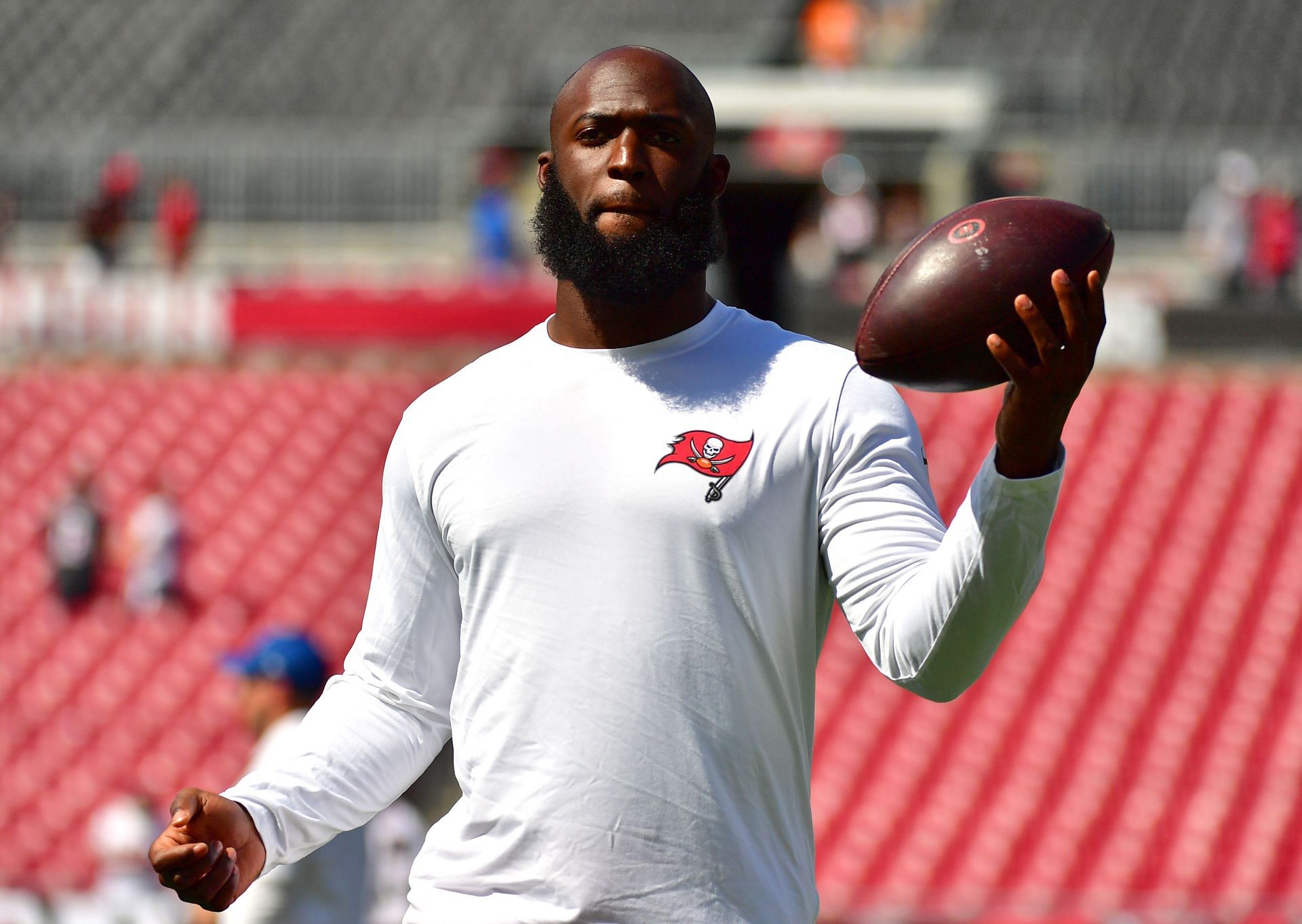 Leonard Fournette injury status: Bucs RB officially active for