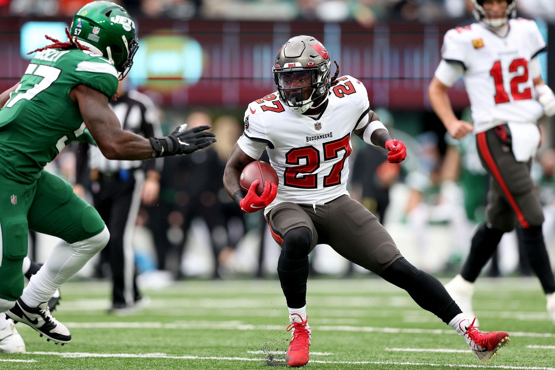 Jones is the latest potential injury casualty in Tampa's rushing room (Photo: Getty)