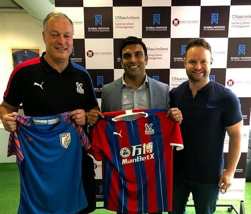 CEO, Crystal Palace FC – Phil Alexander and Chelsea FC’s Fan Engagement Lead – Jon Scammell with the GISB Program Director – Neel Shah