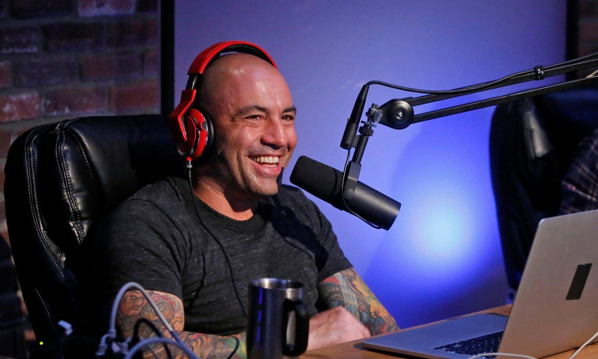 Joe Rogan on his JRE podcast (Image via Syfy/NBCUniversal/Getty Images)