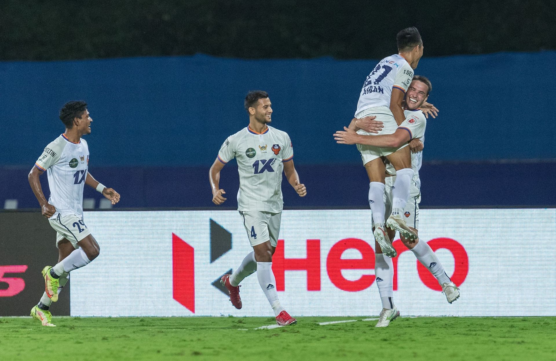 FC Goa players celebrate their goal against Bengaluru FC. [Credits: ISL]