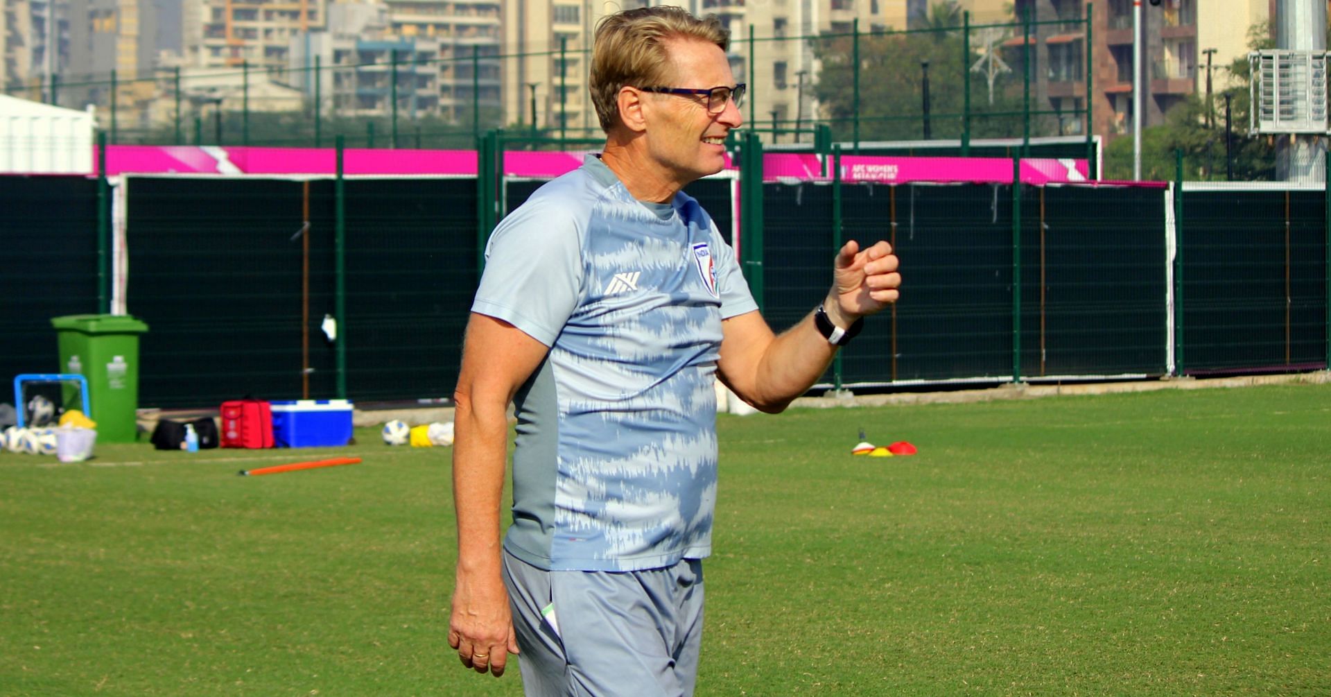 Thomas Dennerby looks on as the Indian Women&#039;s Senior Team trains. (Image Courtesy: Twitter/IndianFootball)