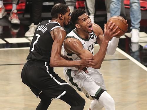 A marquee matchup between Kevin Durant and Giannis Antetokounmpo is expected to happen tonight. [Photo: Sports Illustrated]