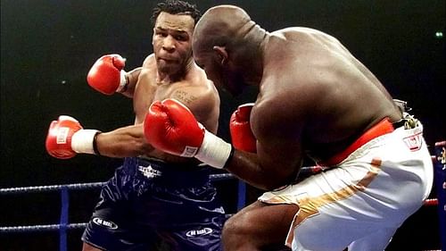 Mike Tyson vs Julius Francis in Manchester, England.